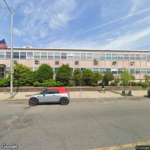 Primary Photo - 661 Main St