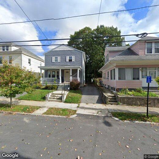 Primary Photo - 101 Radcliffe Ave