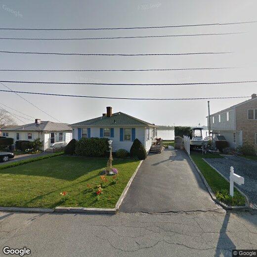 64 Everett Ave, Bristol, RI 02809 House Rental in Bristol, RI