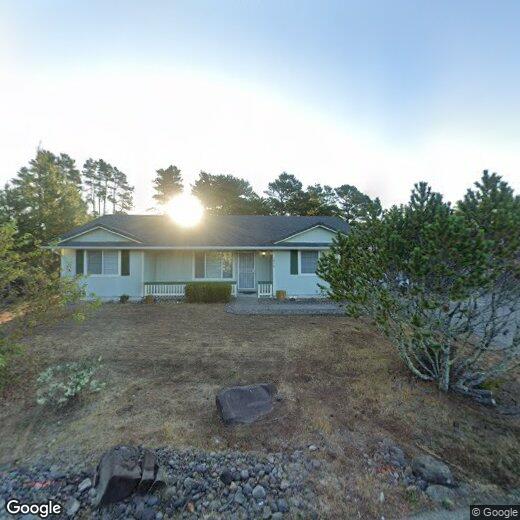 Primary Photo - $1,600 3 bedrooms/2 bathrooms with attache...
