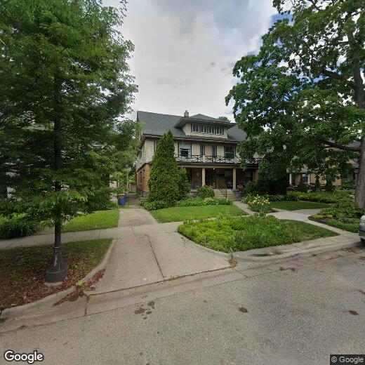 Primary Photo - 569 Paris Ave SE