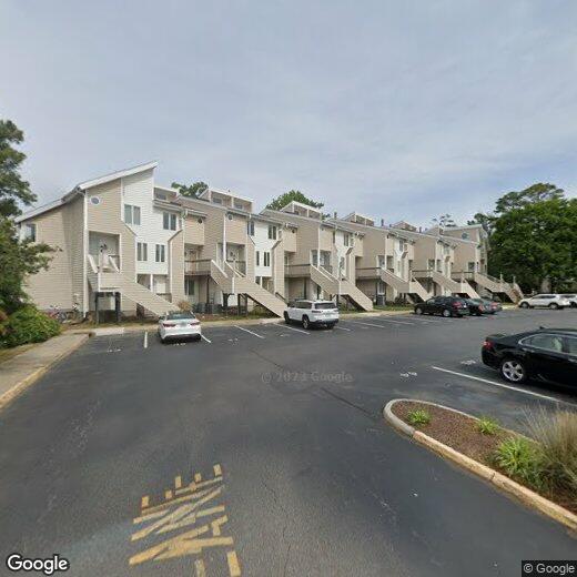 Primary Photo - 100 Pinewood Rd