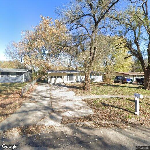 418 Holiday Dr, Lansing, KS 66043 House Rental in Lansing, KS