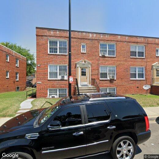 Foto principal - 3312 East Capitol St NE