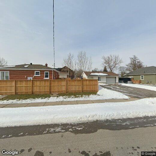 Photo principale - 143 Bronte St. S