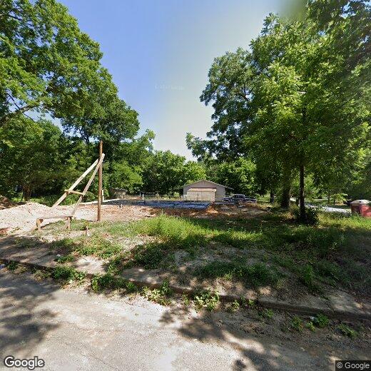 303 S Main St, Bonham, TX 75418 House Rental in Bonham, TX