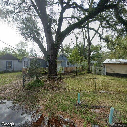 Primary Photo - 2332 Bradford St