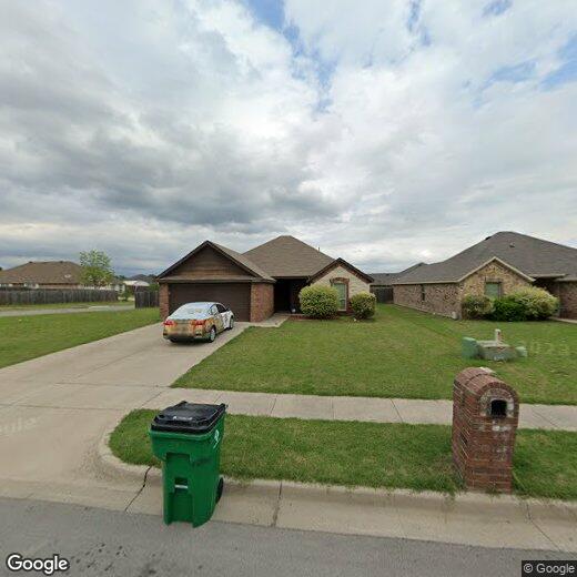 Primary Photo - 8829 Kiowa Dr