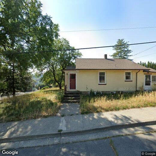 Primary Photo - 735 NW State St.