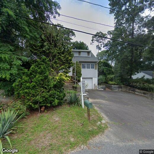 Primary Photo - 10 Overbrook St