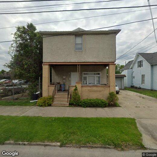 Primary Photo - 323 W 16th St