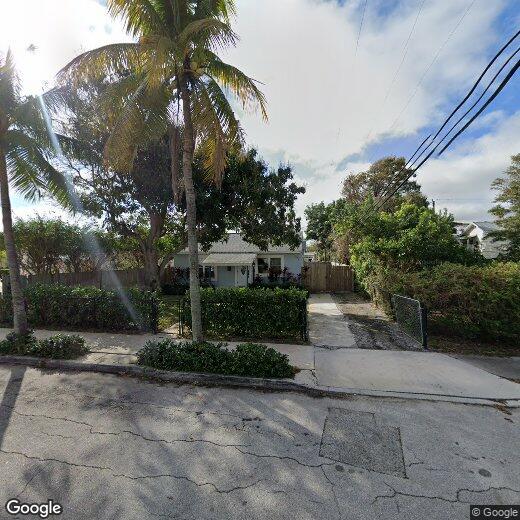 Primary Photo - 410 Avenida Hermosa