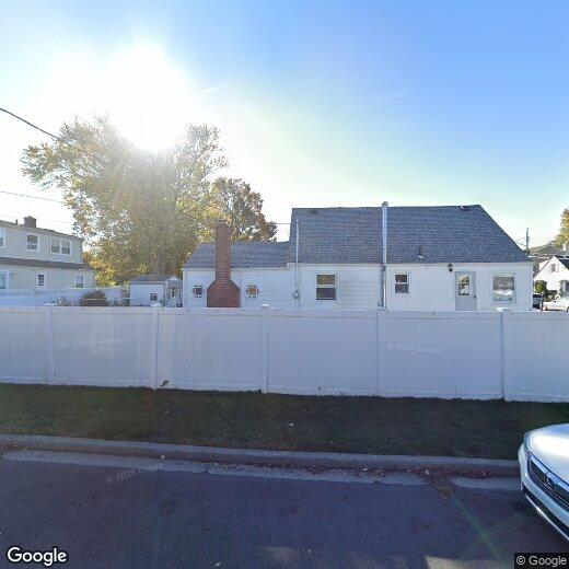 Primary Photo - 12 Schiller St