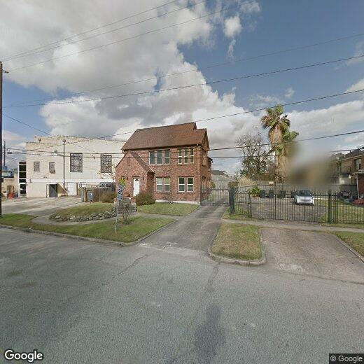 Foto principal - 1915 Cleburne St