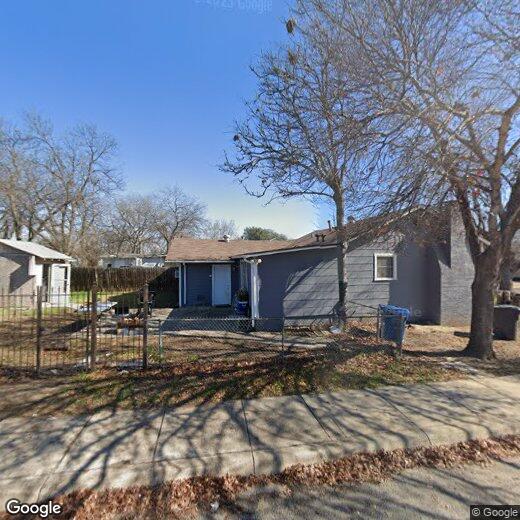 Primary Photo - 901 E Dullnig Ct