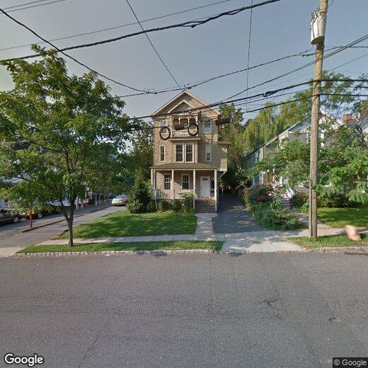 Primary Photo - 141 Walnut St