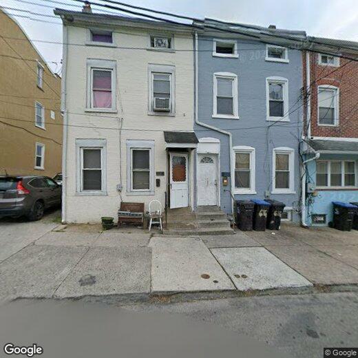 Primary Photo - 616 E Moore St