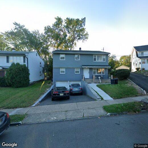 2568 Vauxhall Rd, Union, NJ 07083 Room for Rent in Union, NJ