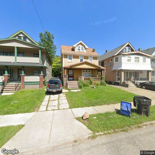 Primary Photo - Beautiful two-story