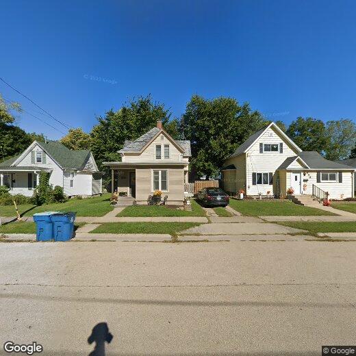 337 W Chamberlin St, Dixon, IL 61021 House for Rent in Dixon, IL