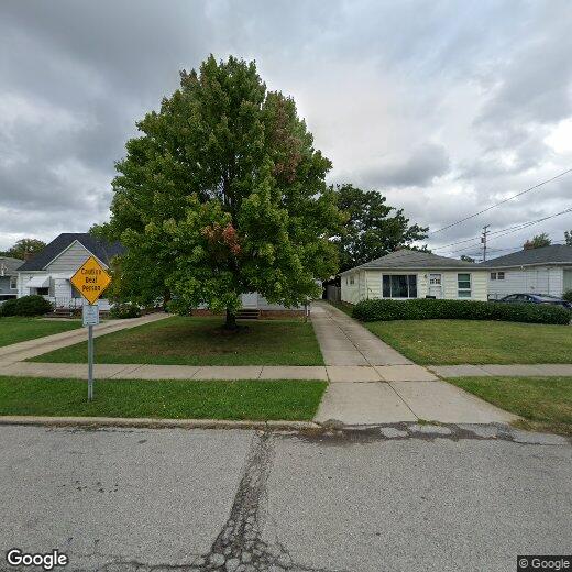 Primary Photo - 4602 Longwood Ave