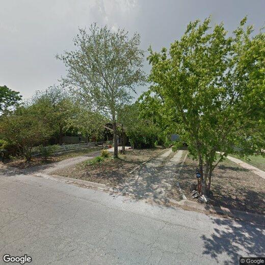 606 W Shady Dr, Kerrville, TX 78028 House for Rent in Kerrville, TX