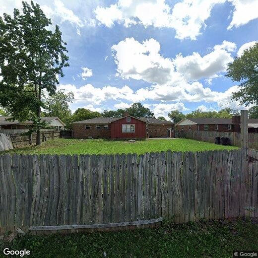 Primary Photo - Spacious 5 Bedroom, 3 Bathroom Home in Dec...