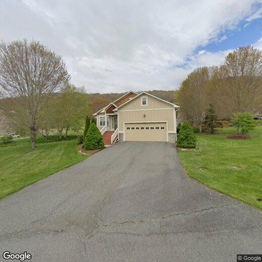 Primary Photo - 3 br, 2 bath House - 311 Orchard Lane