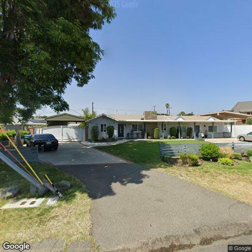 Foto principal - 18631 Warren Ave