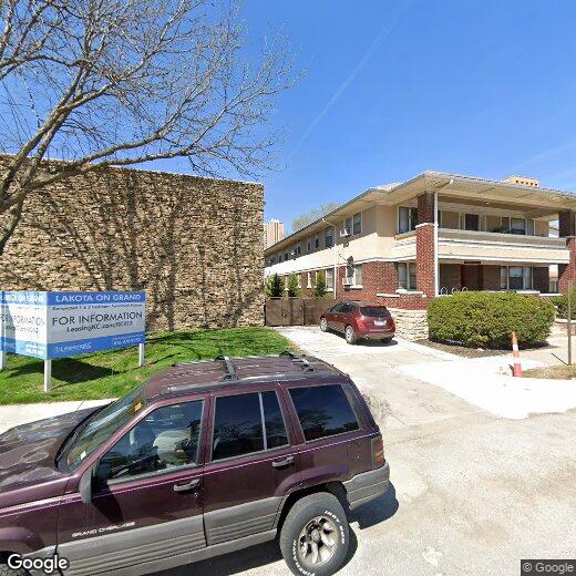 Primary Photo - 4914 Grand Ave