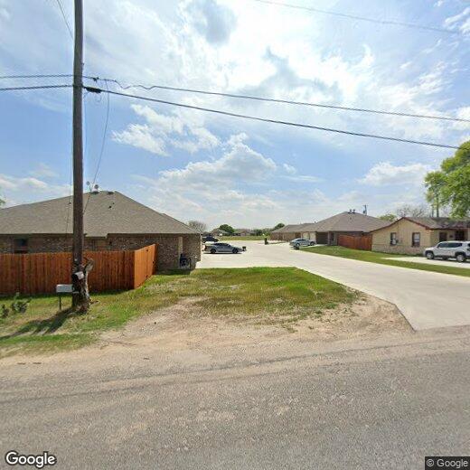 Primary Photo - 1307 Greens Dr