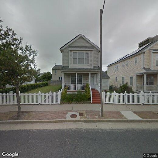 Primary Photo - 126 N New Hampshire Ave