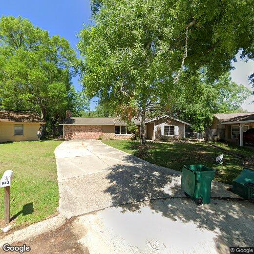 638 Crepe Myrtle Ave, Orange, TX 77630 House Rental in Orange, TX
