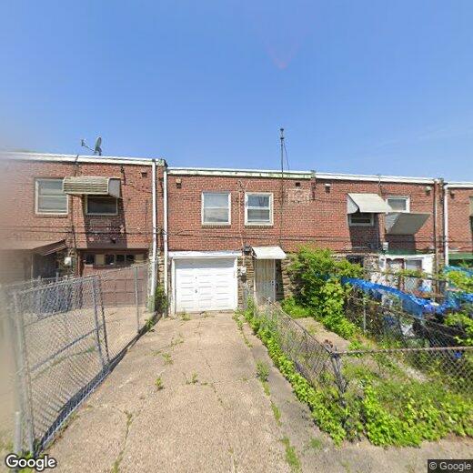 Primary Photo - 5826 Elmwood Ave
