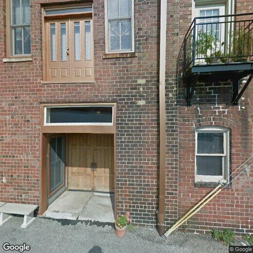 Primary Photo - 151 S Market St