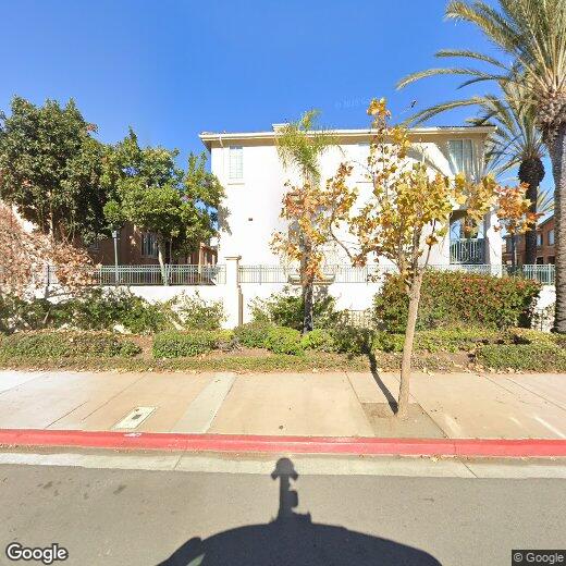 Primary Photo - 918 Camino De La Reina