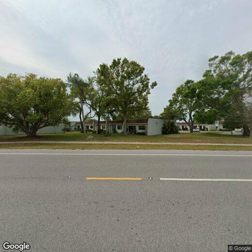 9126 Mission Oaks Blvd, Seminole, FL 33776 Townhome Rentals in
