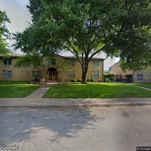 Foto principal - 5835 Sandhurst Ln