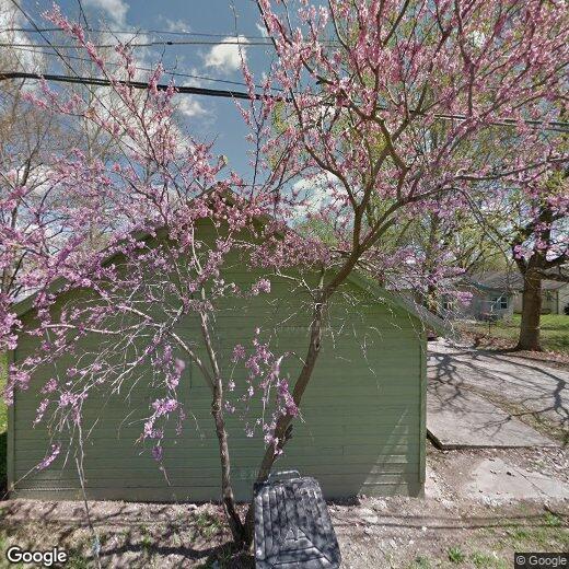 622.5 S Locust St, Ottawa, KS 66067 House Rental in Ottawa, KS