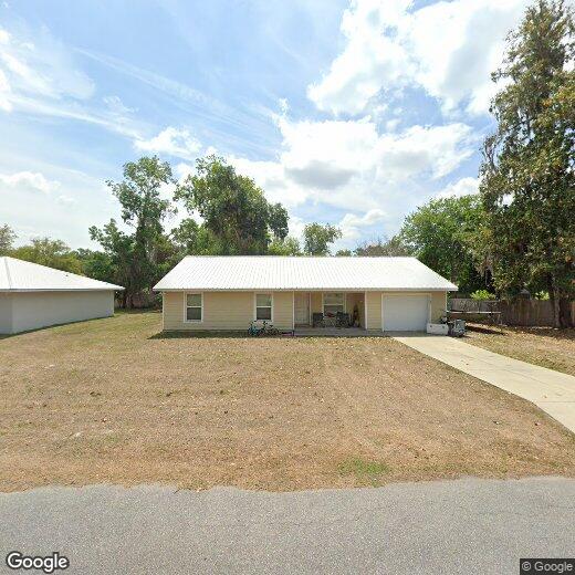 1185 Co Rd 450, Lake Panasoffkee, FL 33538 House Rental in Lake