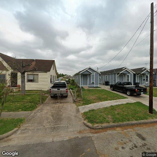 Foto principal - 7409 Avenue L