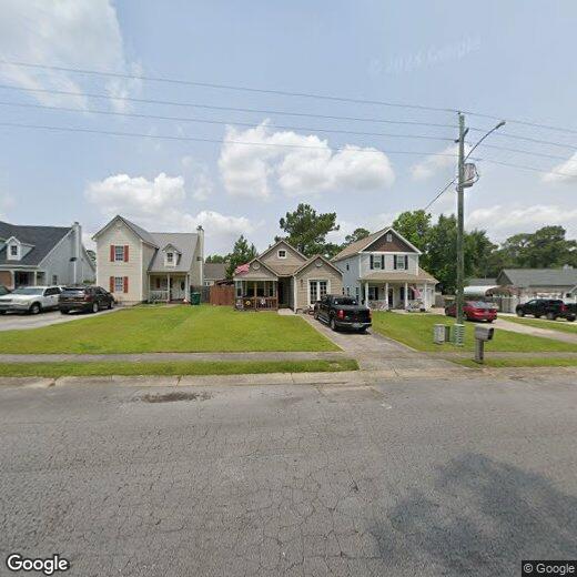 Primary Photo - 204 Hemlock Dr