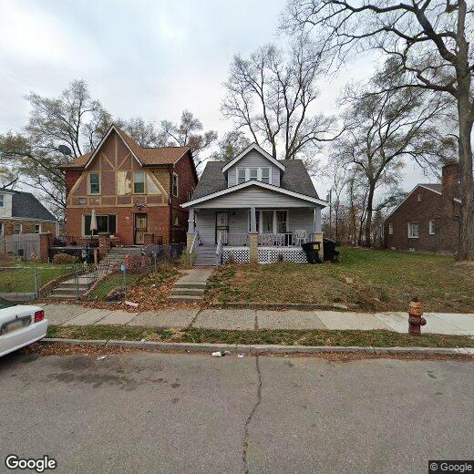 Primary Photo - 16875 Lilac St