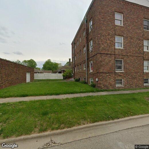 Primary Photo - 1 Latham Pl