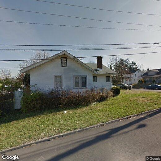 Primary Photo - 201 Pointview Ave