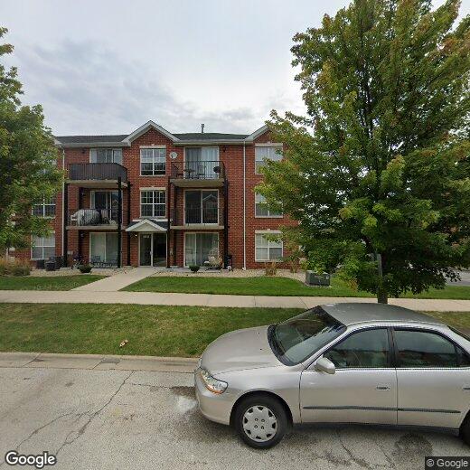 Primary Photo - 16611 Liberty Cir