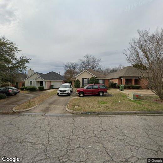 Foto principal - Great Patio Home with convenient split flo...