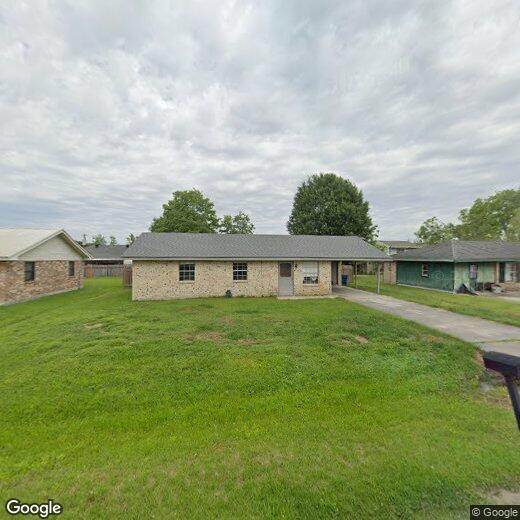 Primary Photo - 124 Burrow Dr