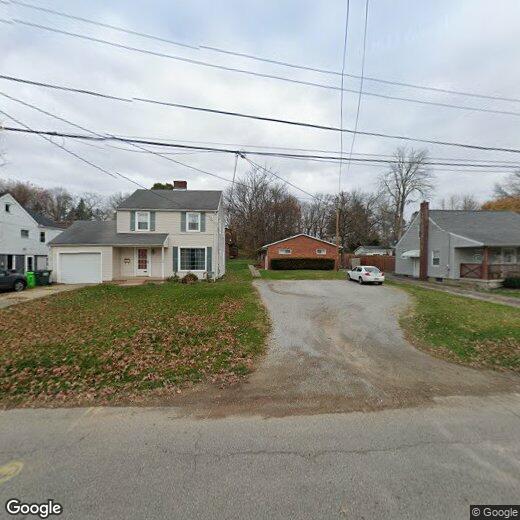Primary Photo - 1106 E University St