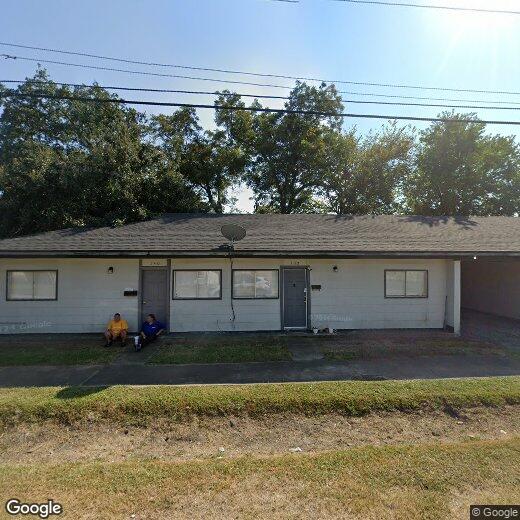 Primary Photo - 140 Clark Street
